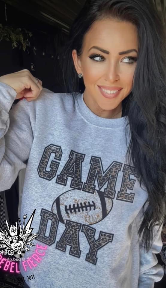 Game Day Ash Crew Neck Sweatshirt Pullover