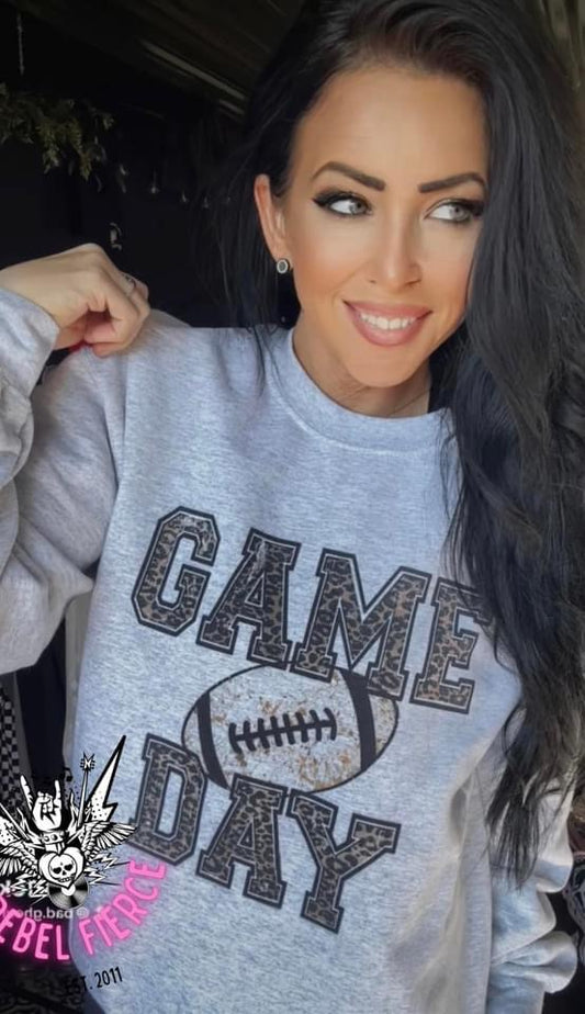 Game Day Ash Crew Neck Sweatshirt Pullover